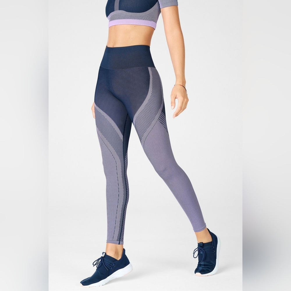 Fabletics High-Waisted Seamless Turbo Legging (S, Navy/Lilac)
